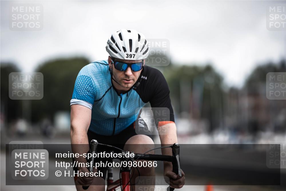 16.08.2026 - KN Förde Triathlon 2026 H.Heesch http://msf.ph/oto/9980086 16.08.2026 11:43:25 Radfahren  meine-sportfotos.de