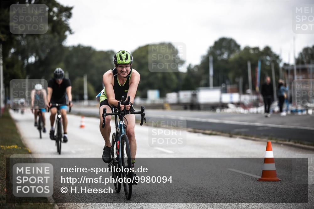16.08.2026 - KN Förde Triathlon 2026 H.Heesch http://msf.ph/oto/9980094 16.08.2026 11:43:38 Radfahren  meine-sportfotos.de