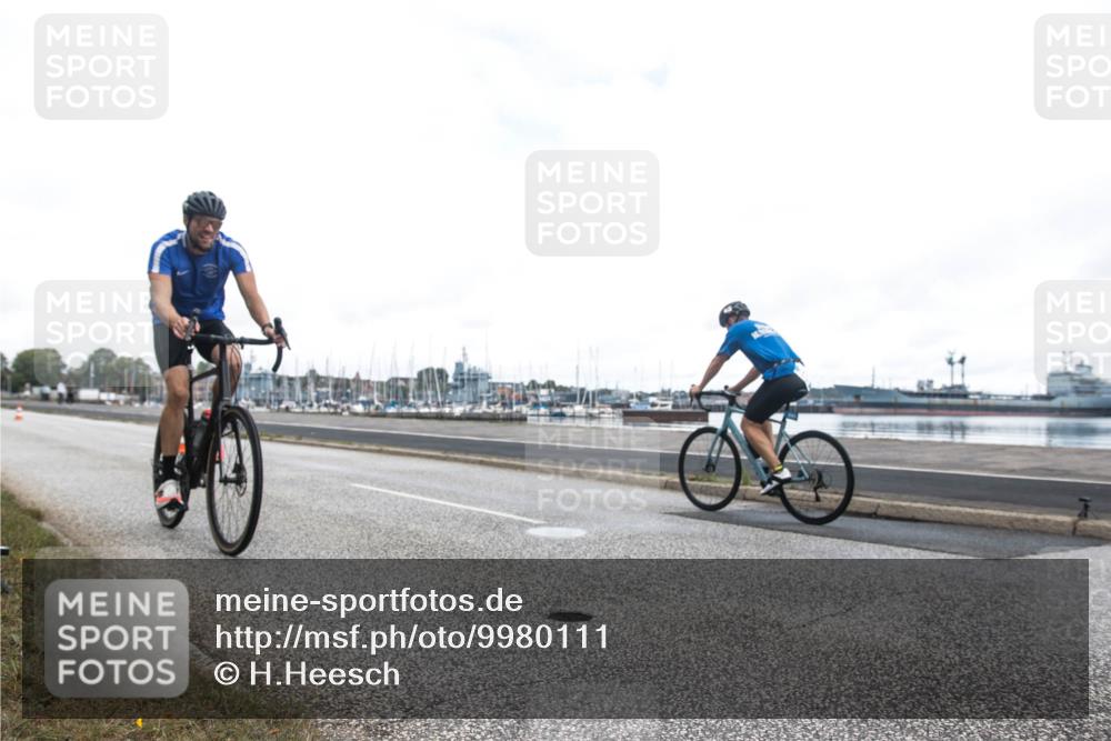 16.08.2026 - KN Förde Triathlon 2026 H.Heesch http://msf.ph/oto/9980111 16.08.2026 11:23:55 Radfahren 304, 374, 392, 422 meine-sportfotos.de