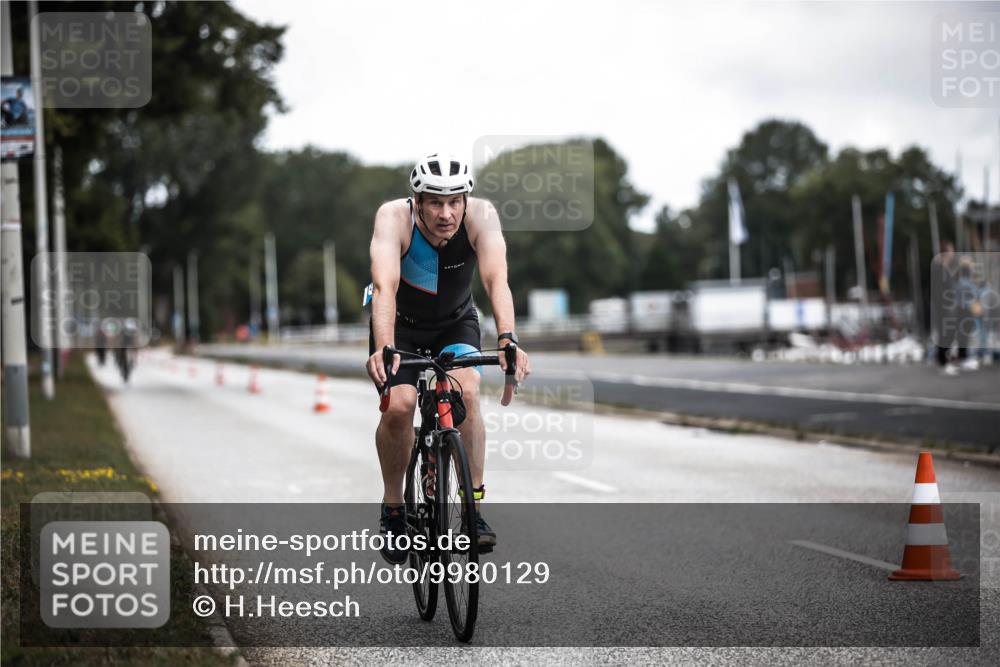 16.08.2026 - KN Förde Triathlon 2026 H.Heesch http://msf.ph/oto/9980129 16.08.2026 11:43:41 Radfahren 364 meine-sportfotos.de