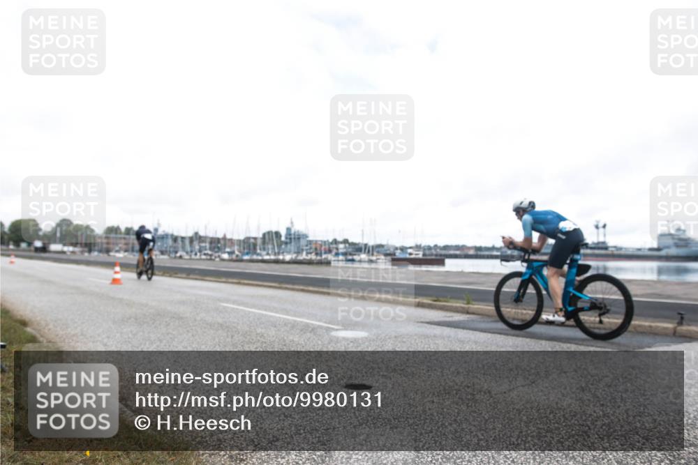 16.08.2026 - KN Förde Triathlon 2026 H.Heesch http://msf.ph/oto/9980131 16.08.2026 11:24:07 Radfahren 330, 394 meine-sportfotos.de