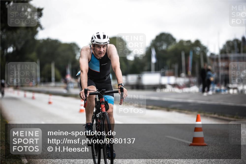 16.08.2026 - KN Förde Triathlon 2026 H.Heesch http://msf.ph/oto/9980137 16.08.2026 11:43:42 Radfahren 364 meine-sportfotos.de