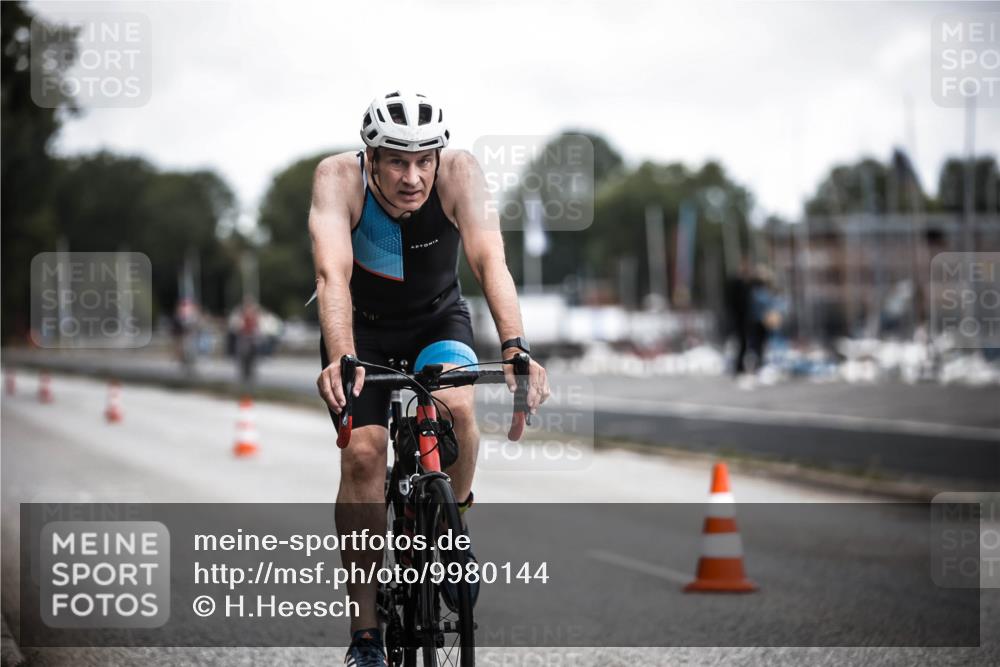 16.08.2026 - KN Förde Triathlon 2026 H.Heesch http://msf.ph/oto/9980144 16.08.2026 11:43:42 Radfahren 364 meine-sportfotos.de