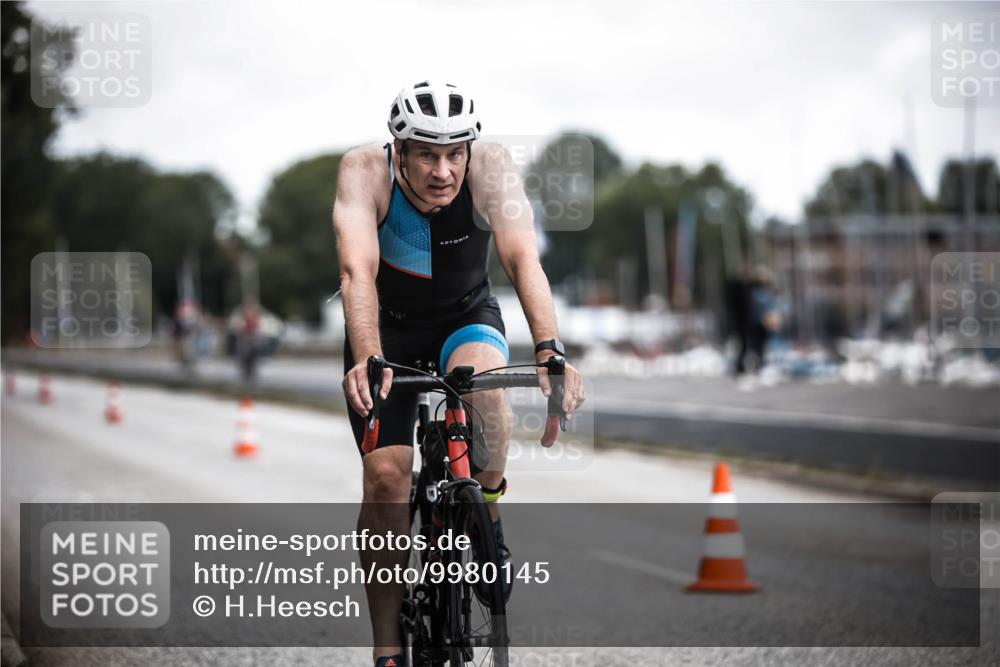 16.08.2026 - KN Förde Triathlon 2026 H.Heesch http://msf.ph/oto/9980145 16.08.2026 11:43:42 Radfahren 364 meine-sportfotos.de