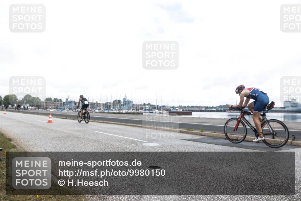 16.08.2026 - KN Förde Triathlon 2026 H.Heesch http://msf.ph/oto/9980150 16.08.2026 11:24:42 Radfahren 345, 359, 361, 400 meine-sportfotos.de