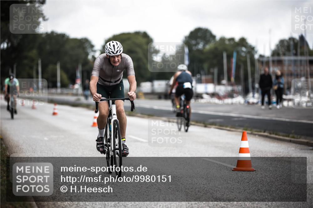 16.08.2026 - KN Förde Triathlon 2026 H.Heesch http://msf.ph/oto/9980151 16.08.2026 11:43:50 Radfahren  meine-sportfotos.de