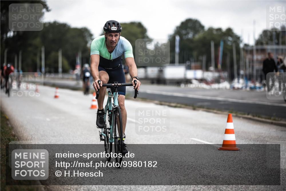 16.08.2026 - KN Förde Triathlon 2026 H.Heesch http://msf.ph/oto/9980182 16.08.2026 11:43:54 Radfahren  meine-sportfotos.de