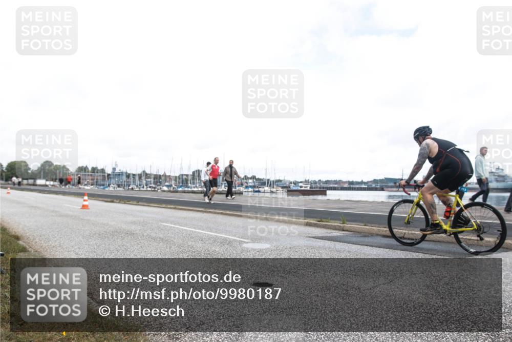 16.08.2026 - KN Förde Triathlon 2026 H.Heesch http://msf.ph/oto/9980187 16.08.2026 11:25:33 Radfahren 399 meine-sportfotos.de