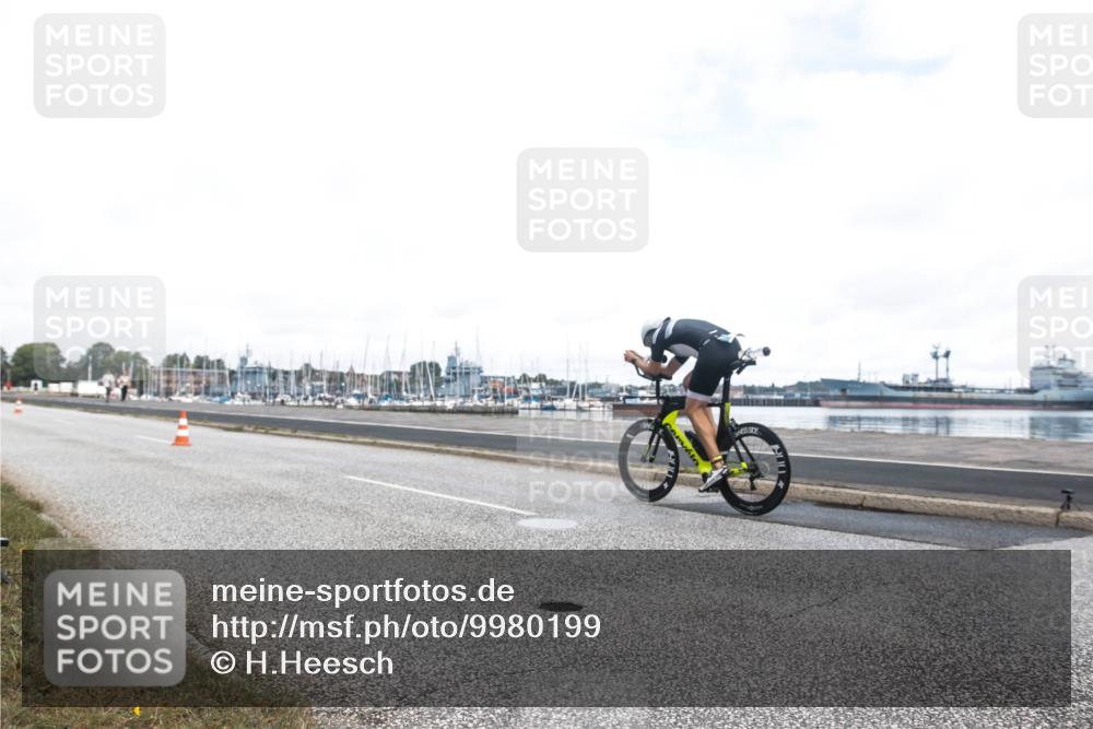 16.08.2026 - KN Förde Triathlon 2026 H.Heesch http://msf.ph/oto/9980199 16.08.2026 11:25:57 Radfahren 319, 354, 356, 398 meine-sportfotos.de
