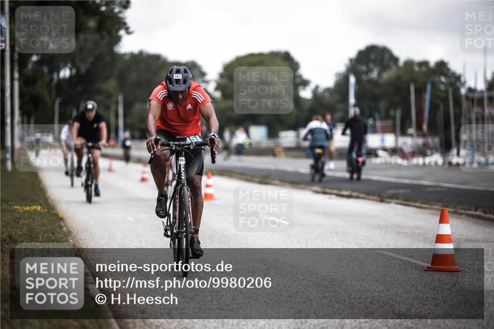 16.08.2026 - KN Förde Triathlon 2026 H.Heesch http://msf.ph/oto/9980206 16.08.2026 11:44:00 Radfahren 351, 801 meine-sportfotos.de