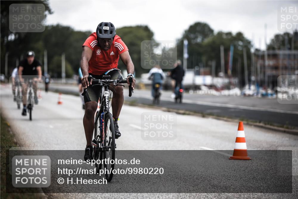 16.08.2026 - KN Förde Triathlon 2026 H.Heesch http://msf.ph/oto/9980220 16.08.2026 11:44:00 Radfahren 351, 801 meine-sportfotos.de