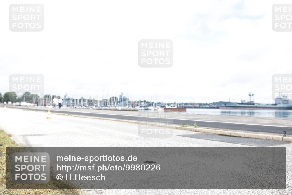 16.08.2026 - KN Förde Triathlon 2026 H.Heesch http://msf.ph/oto/9980226 16.08.2026 11:26:14 Radfahren 339, 350, 381 meine-sportfotos.de