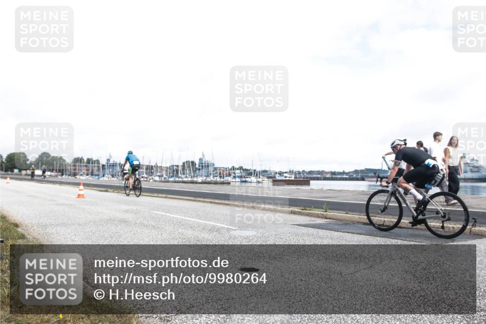 16.08.2026 - KN Förde Triathlon 2026 H.Heesch http://msf.ph/oto/9980264 16.08.2026 11:26:41 Radfahren 314, 318, 378 meine-sportfotos.de