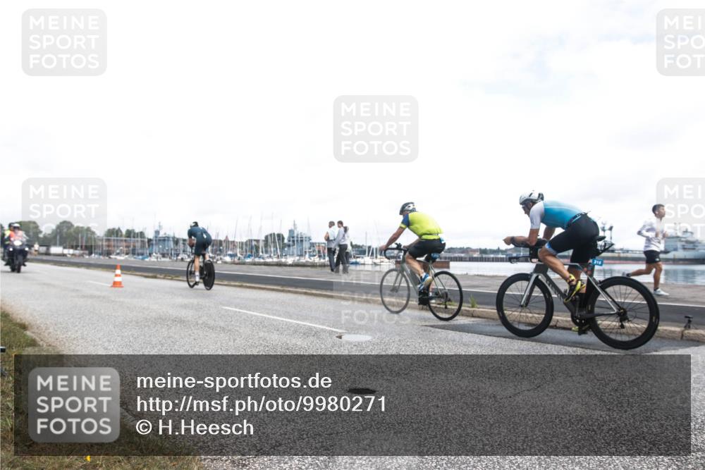 16.08.2026 - KN Förde Triathlon 2026 H.Heesch http://msf.ph/oto/9980271 16.08.2026 11:26:49 Radfahren 221, 318 meine-sportfotos.de