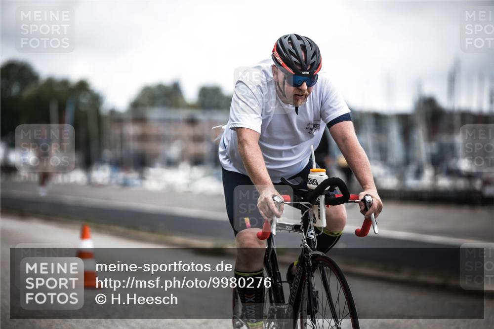16.08.2026 - KN Förde Triathlon 2026 H.Heesch http://msf.ph/oto/9980276 16.08.2026 11:44:04 Radfahren 351, 421, 801 meine-sportfotos.de