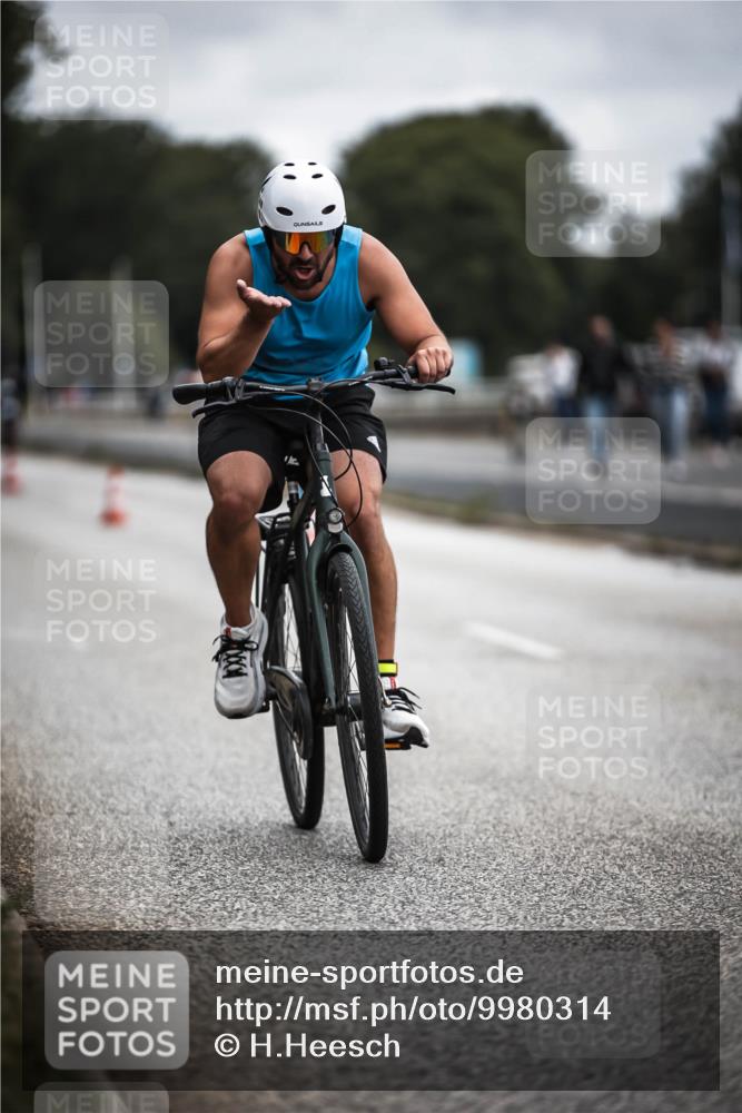 16.08.2026 - KN Förde Triathlon 2026 H.Heesch http://msf.ph/oto/9980314 16.08.2026 11:44:25 Radfahren  meine-sportfotos.de