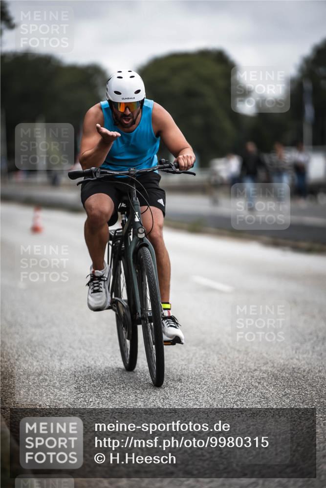 16.08.2026 - KN Förde Triathlon 2026 H.Heesch http://msf.ph/oto/9980315 16.08.2026 11:44:25 Radfahren  meine-sportfotos.de