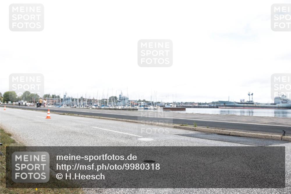 16.08.2026 - KN Förde Triathlon 2026 H.Heesch http://msf.ph/oto/9980318 16.08.2026 11:27:34 Radfahren 355, 390, 416, 417 meine-sportfotos.de
