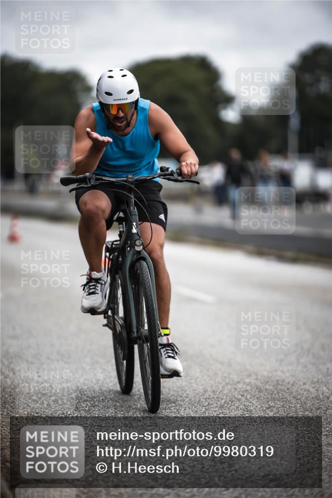 16.08.2026 - KN Förde Triathlon 2026 H.Heesch http://msf.ph/oto/9980319 16.08.2026 11:44:25 Radfahren  meine-sportfotos.de