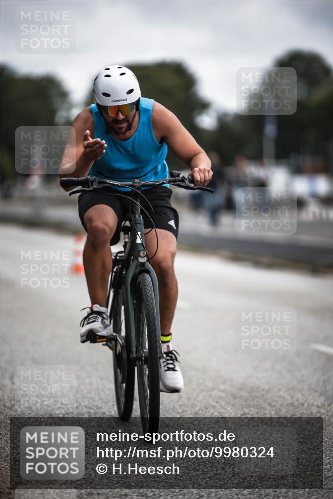 16.08.2026 - KN Förde Triathlon 2026 H.Heesch http://msf.ph/oto/9980324 16.08.2026 11:44:25 Radfahren  meine-sportfotos.de