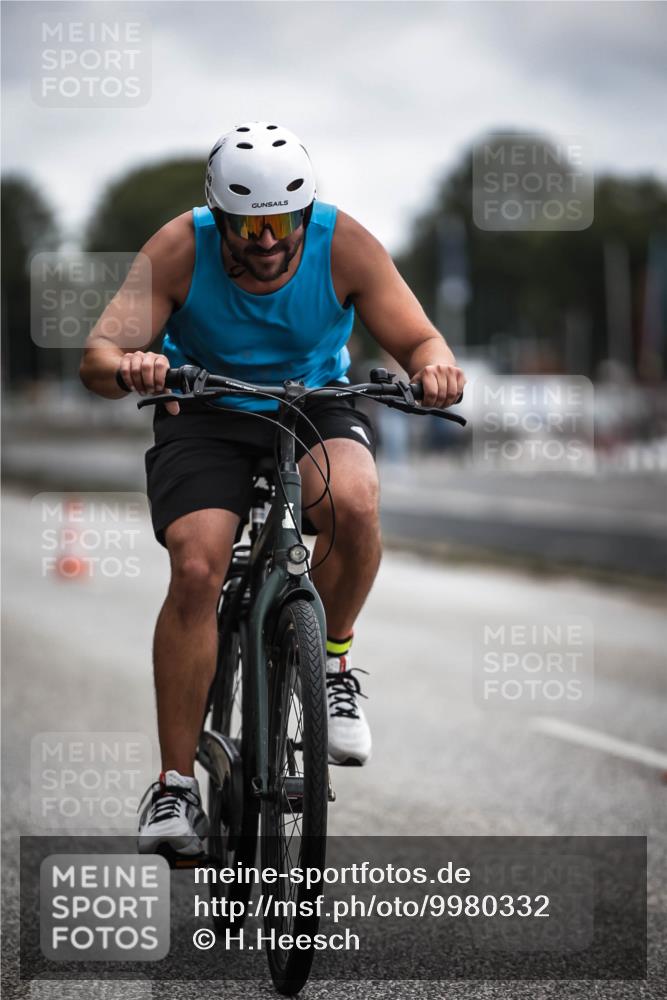 16.08.2026 - KN Förde Triathlon 2026 H.Heesch http://msf.ph/oto/9980332 16.08.2026 11:44:25 Radfahren  meine-sportfotos.de