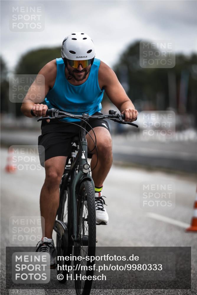 16.08.2026 - KN Förde Triathlon 2026 H.Heesch http://msf.ph/oto/9980333 16.08.2026 11:44:25 Radfahren  meine-sportfotos.de