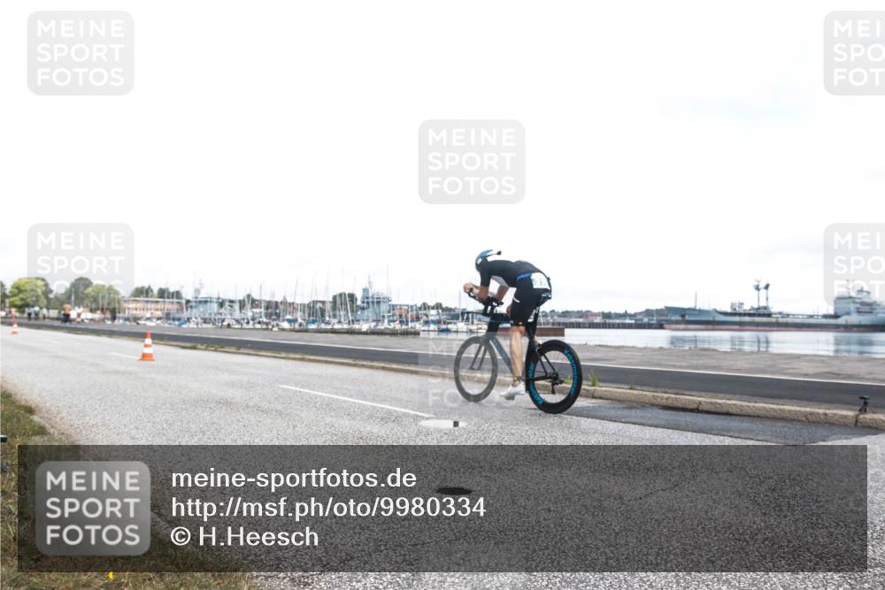 16.08.2026 - KN Förde Triathlon 2026 H.Heesch http://msf.ph/oto/9980334 16.08.2026 11:27:50 Radfahren 349, 425, 428, 441 meine-sportfotos.de