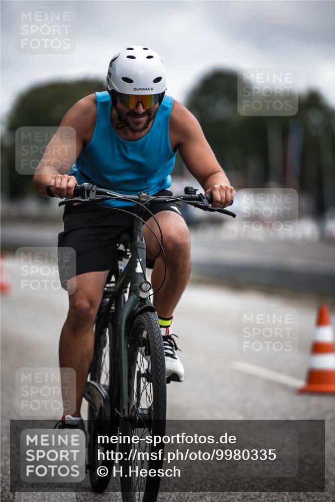 16.08.2026 - KN Förde Triathlon 2026 H.Heesch http://msf.ph/oto/9980335 16.08.2026 11:44:25 Radfahren  meine-sportfotos.de