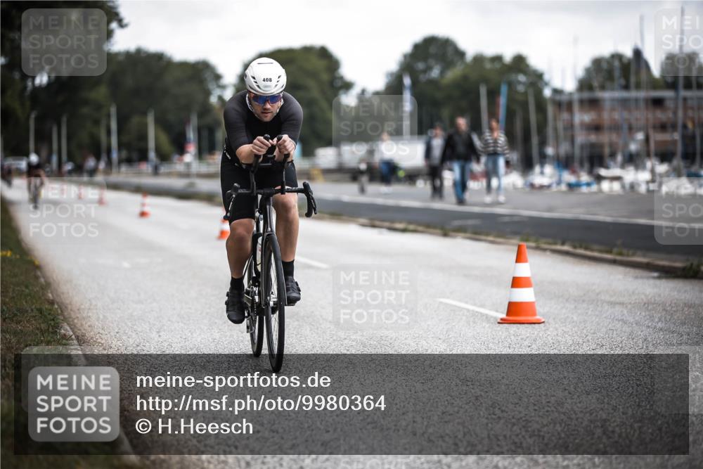 16.08.2026 - KN Förde Triathlon 2026 H.Heesch http://msf.ph/oto/9980364 16.08.2026 11:44:36 Radfahren 376, 392 meine-sportfotos.de