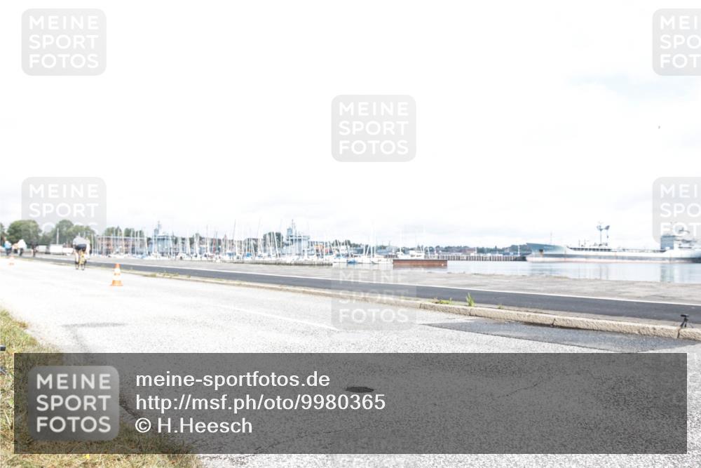 16.08.2026 - KN Förde Triathlon 2026 H.Heesch http://msf.ph/oto/9980365 16.08.2026 11:28:27 Radfahren 353, 402, 413 meine-sportfotos.de