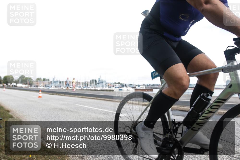 16.08.2026 - KN Förde Triathlon 2026 H.Heesch http://msf.ph/oto/9980398 16.08.2026 11:28:44 Radfahren 306, 339, 340 meine-sportfotos.de