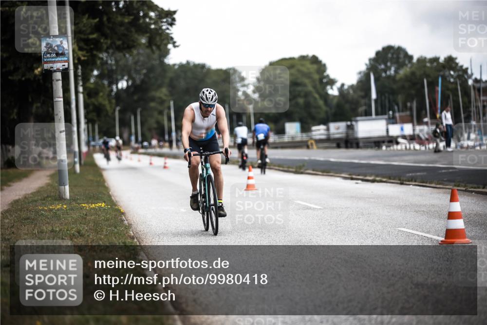 16.08.2026 - KN Förde Triathlon 2026 H.Heesch http://msf.ph/oto/9980418 16.08.2026 11:44:50 Radfahren  meine-sportfotos.de