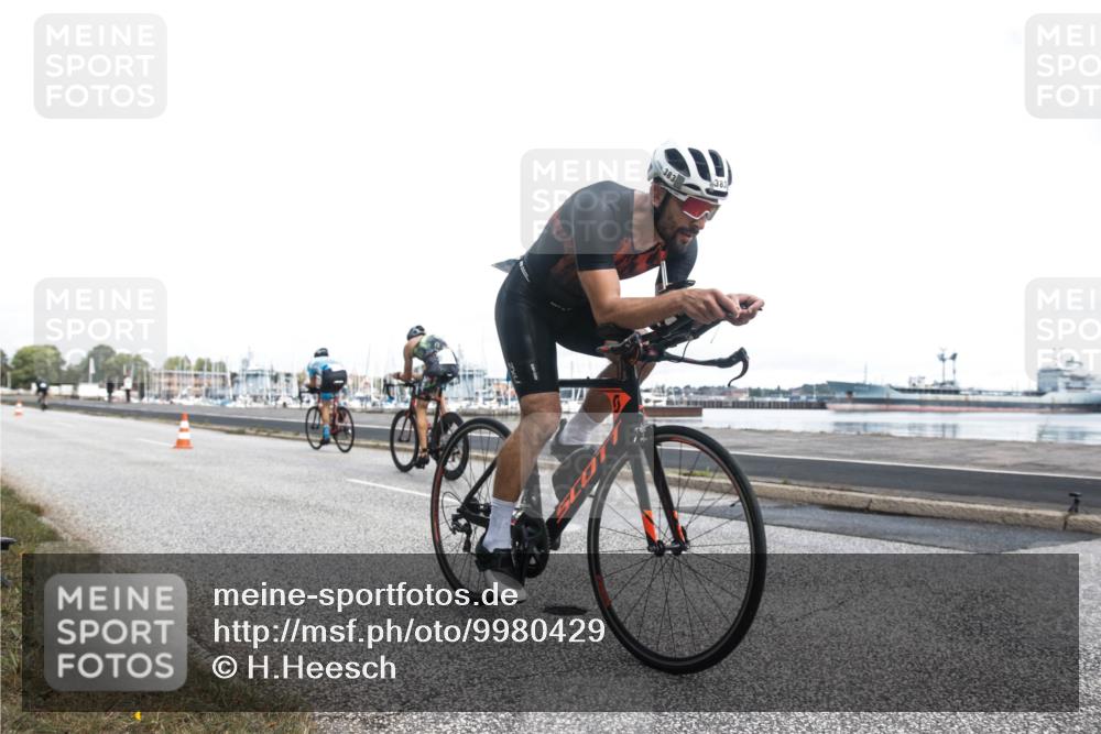 16.08.2026 - KN Förde Triathlon 2026 H.Heesch http://msf.ph/oto/9980429 16.08.2026 11:29:21 Radfahren 336, 371, 383, 435, 803 meine-sportfotos.de
