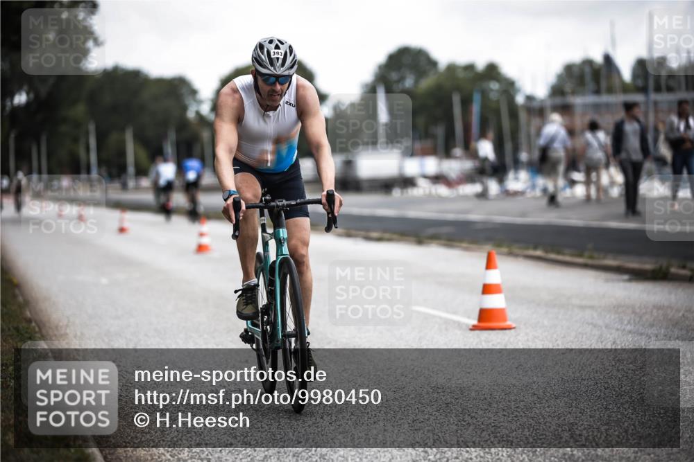 16.08.2026 - KN Förde Triathlon 2026 H.Heesch http://msf.ph/oto/9980450 16.08.2026 11:44:51 Radfahren  meine-sportfotos.de