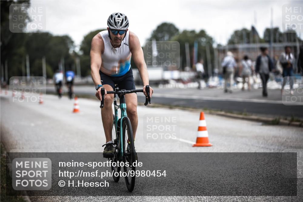 16.08.2026 - KN Förde Triathlon 2026 H.Heesch http://msf.ph/oto/9980454 16.08.2026 11:44:51 Radfahren  meine-sportfotos.de