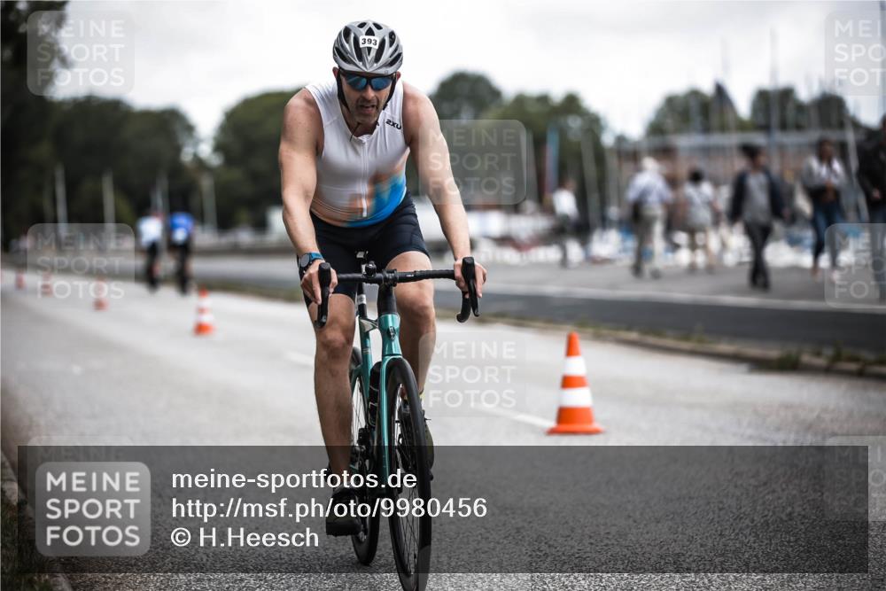 16.08.2026 - KN Förde Triathlon 2026 H.Heesch http://msf.ph/oto/9980456 16.08.2026 11:44:51 Radfahren  meine-sportfotos.de
