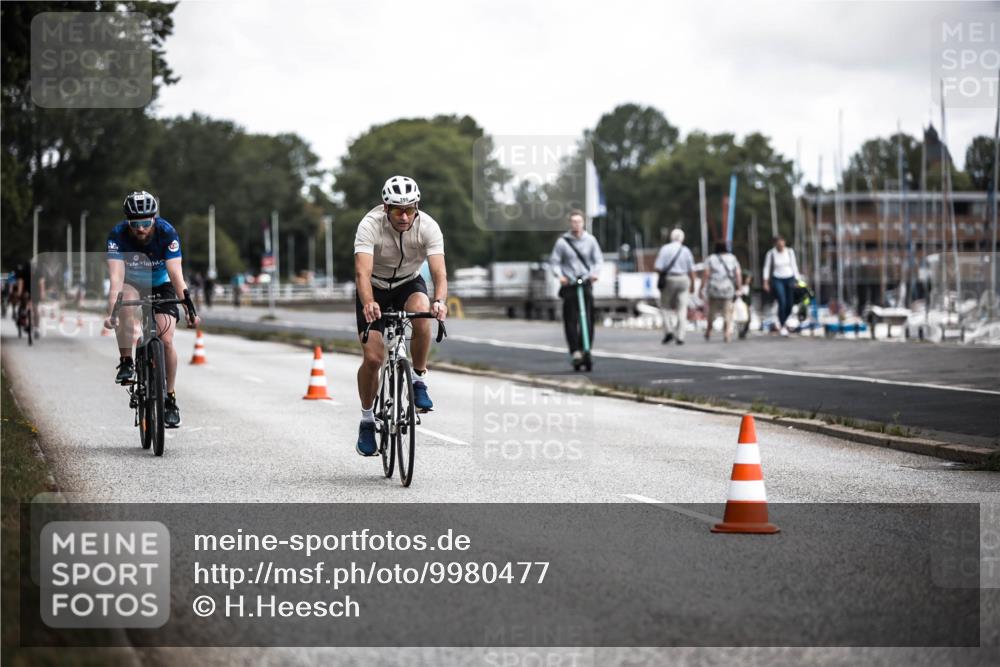 16.08.2026 - KN Förde Triathlon 2026 H.Heesch http://msf.ph/oto/9980477 16.08.2026 11:45:00 Radfahren 409, 422, 438, 439 meine-sportfotos.de