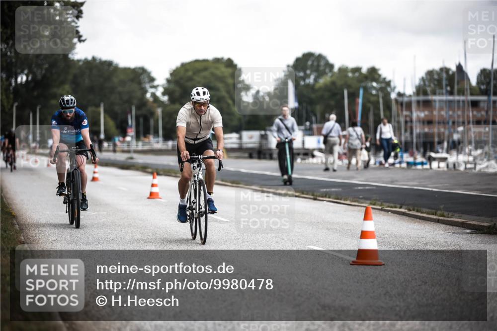 16.08.2026 - KN Förde Triathlon 2026 H.Heesch http://msf.ph/oto/9980478 16.08.2026 11:45:00 Radfahren 409, 422, 438, 439 meine-sportfotos.de