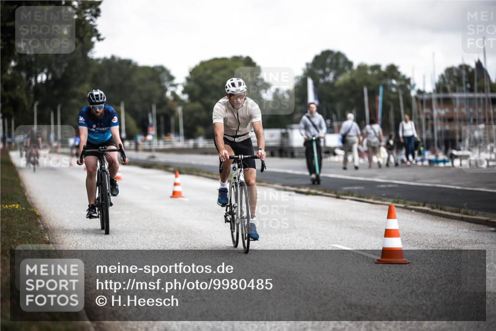 16.08.2026 - KN Förde Triathlon 2026 H.Heesch http://msf.ph/oto/9980485 16.08.2026 11:45:00 Radfahren 409, 422, 438, 439 meine-sportfotos.de