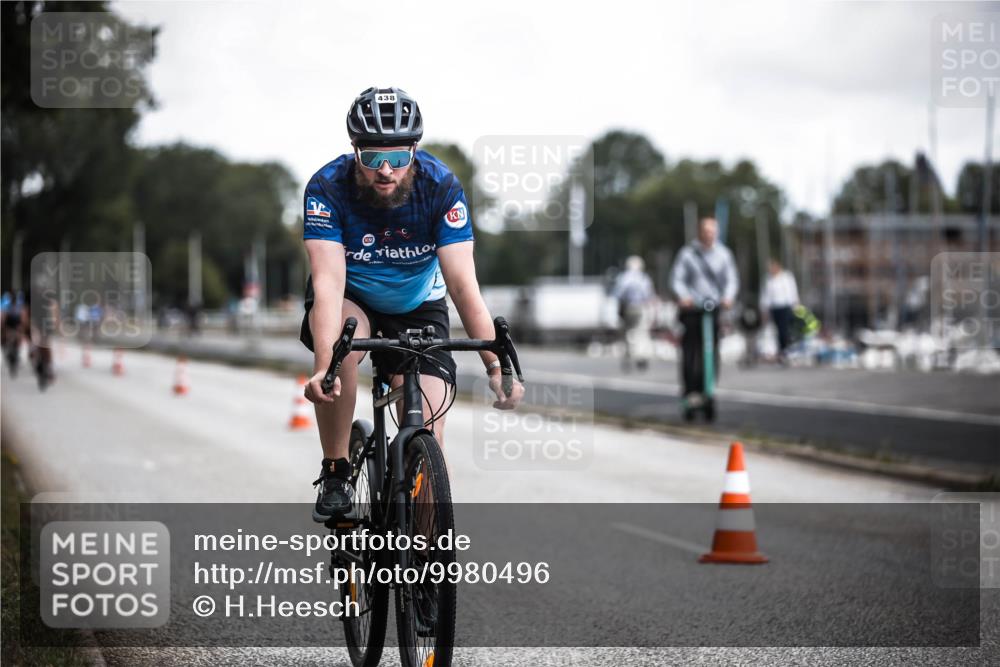 16.08.2026 - KN Förde Triathlon 2026 H.Heesch http://msf.ph/oto/9980496 16.08.2026 11:45:02 Radfahren 422, 438, 439 meine-sportfotos.de