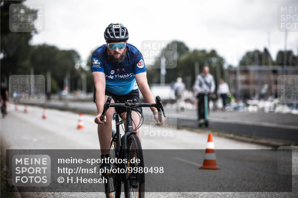 16.08.2026 - KN Förde Triathlon 2026 H.Heesch http://msf.ph/oto/9980498 16.08.2026 11:45:02 Radfahren 422, 438, 439 meine-sportfotos.de