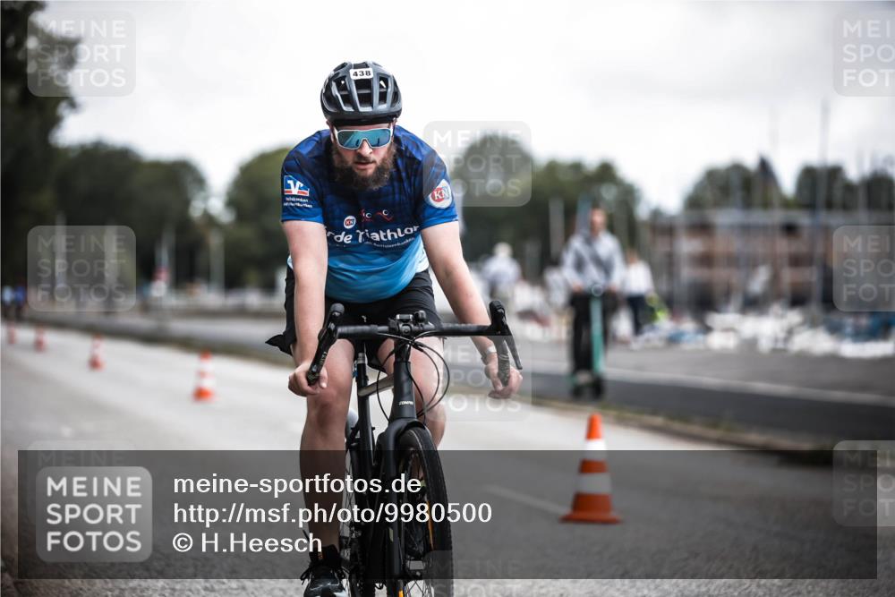 16.08.2026 - KN Förde Triathlon 2026 H.Heesch http://msf.ph/oto/9980500 16.08.2026 11:45:02 Radfahren 422, 438, 439 meine-sportfotos.de