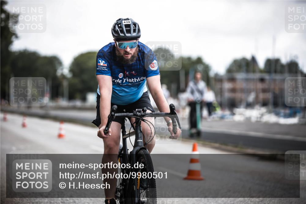 16.08.2026 - KN Förde Triathlon 2026 H.Heesch http://msf.ph/oto/9980501 16.08.2026 11:45:02 Radfahren 422, 438, 439 meine-sportfotos.de