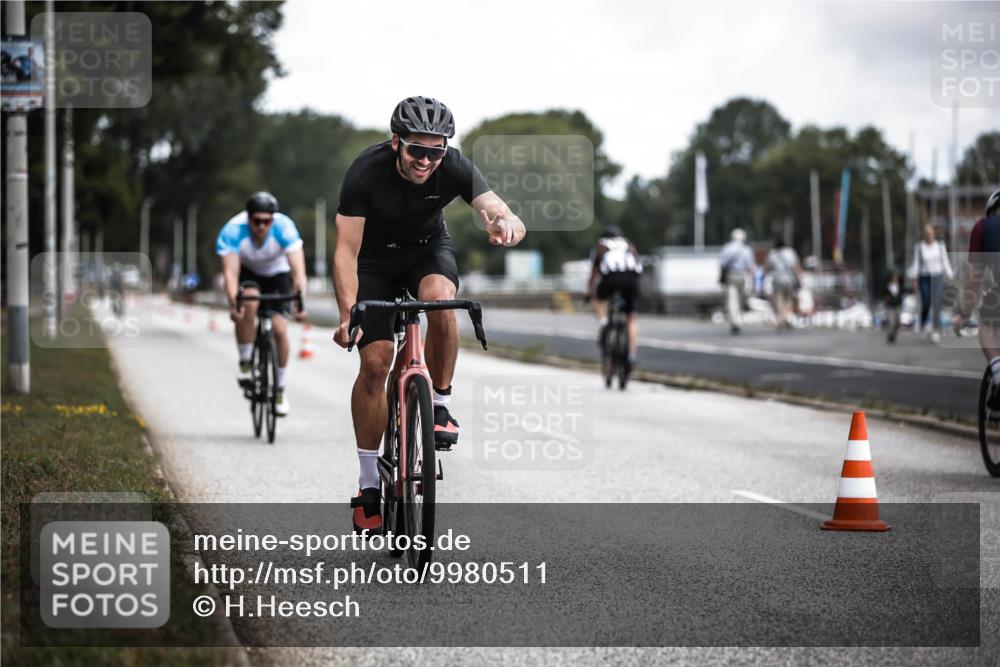 16.08.2026 - KN Förde Triathlon 2026 H.Heesch http://msf.ph/oto/9980511 16.08.2026 11:45:06 Radfahren 439 meine-sportfotos.de
