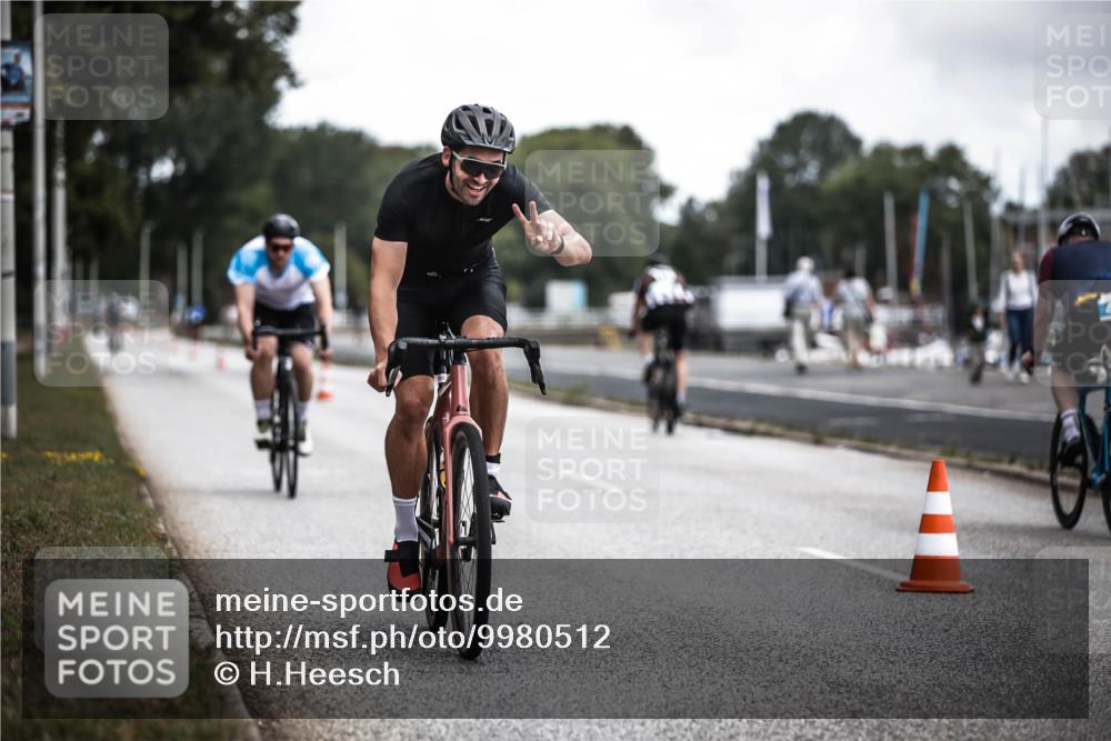 16.08.2026 - KN Förde Triathlon 2026 H.Heesch http://msf.ph/oto/9980512 16.08.2026 11:45:06 Radfahren 439 meine-sportfotos.de