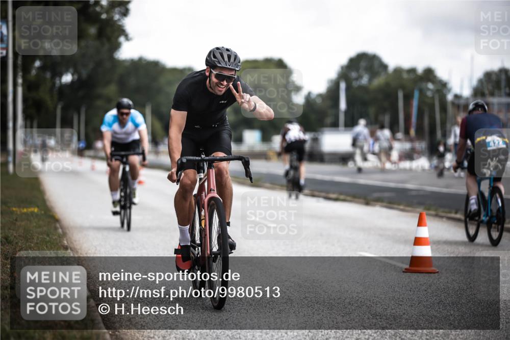 16.08.2026 - KN Förde Triathlon 2026 H.Heesch http://msf.ph/oto/9980513 16.08.2026 11:45:06 Radfahren 439 meine-sportfotos.de