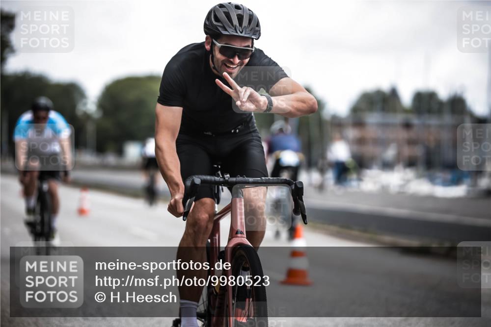 16.08.2026 - KN Förde Triathlon 2026 H.Heesch http://msf.ph/oto/9980523 16.08.2026 11:45:07 Radfahren 439 meine-sportfotos.de