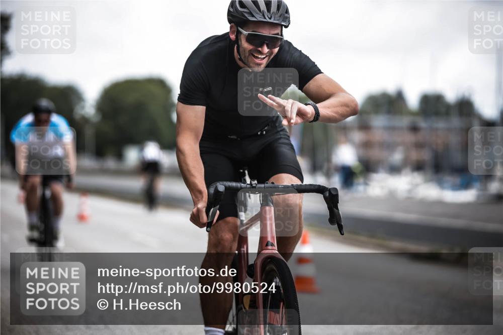 16.08.2026 - KN Förde Triathlon 2026 H.Heesch http://msf.ph/oto/9980524 16.08.2026 11:45:07 Radfahren 439 meine-sportfotos.de