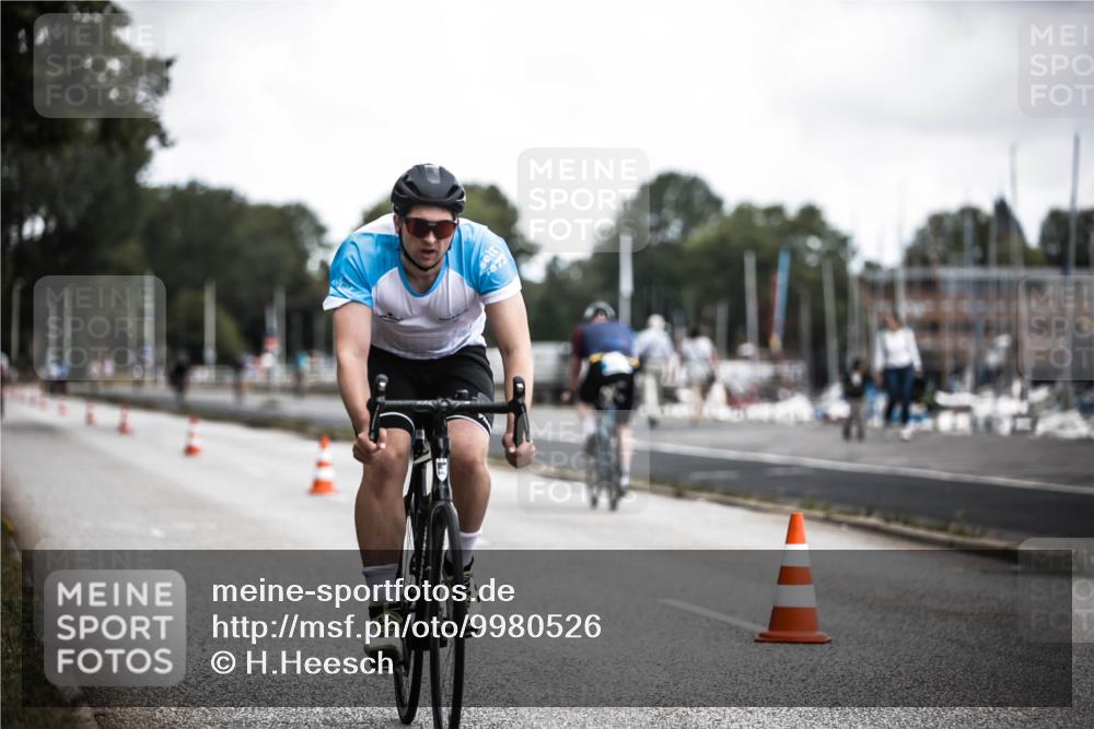 16.08.2026 - KN Förde Triathlon 2026 H.Heesch http://msf.ph/oto/9980526 16.08.2026 11:45:07 Radfahren 439 meine-sportfotos.de