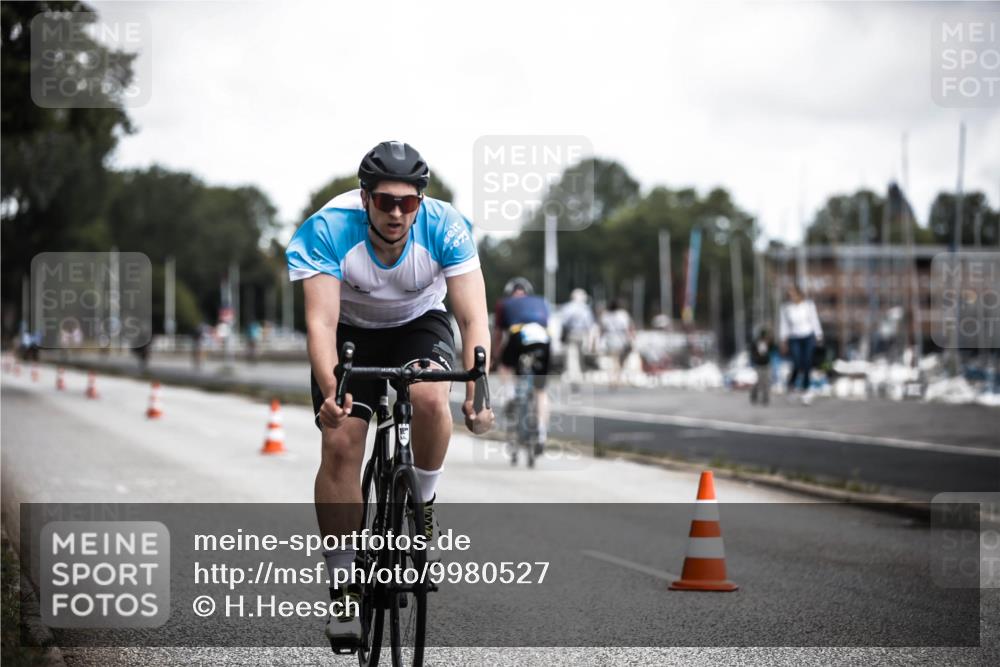 16.08.2026 - KN Förde Triathlon 2026 H.Heesch http://msf.ph/oto/9980527 16.08.2026 11:45:07 Radfahren 439 meine-sportfotos.de